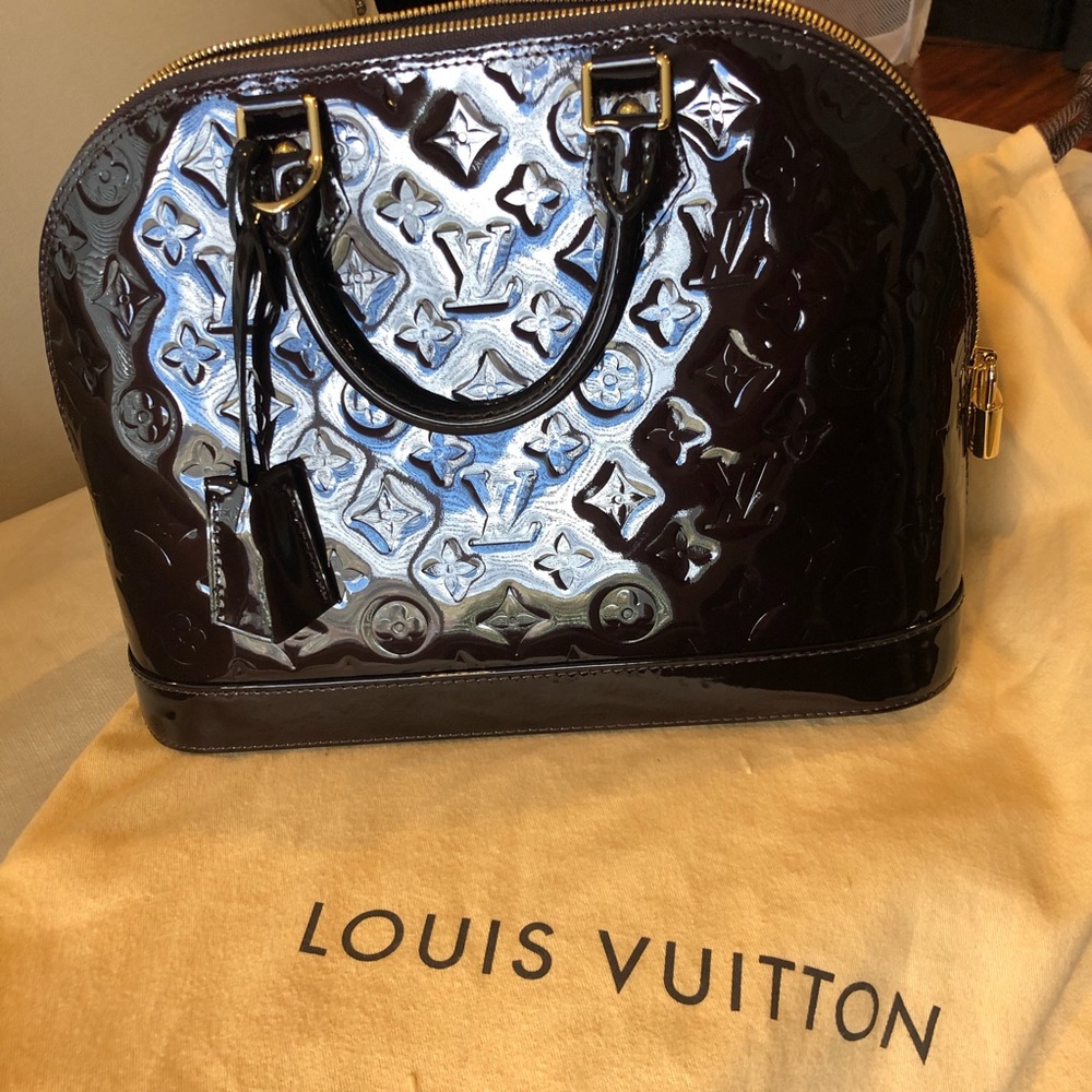 ***SOLD*** Louis Vuitton Alma PM Handbag